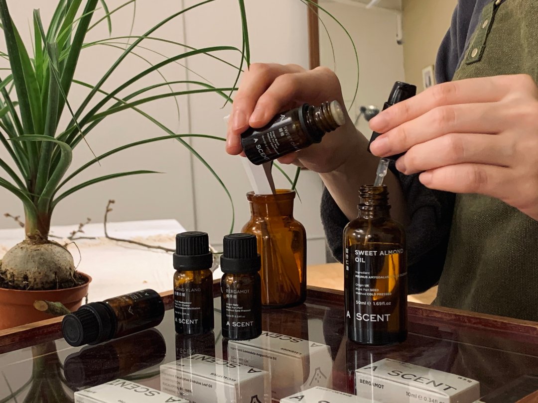 精油新手村 | 芳疗入门 & 调制纯天然按摩油、滚珠瓶、随身喷雾 - 蜡烛/香氛 - 精油 