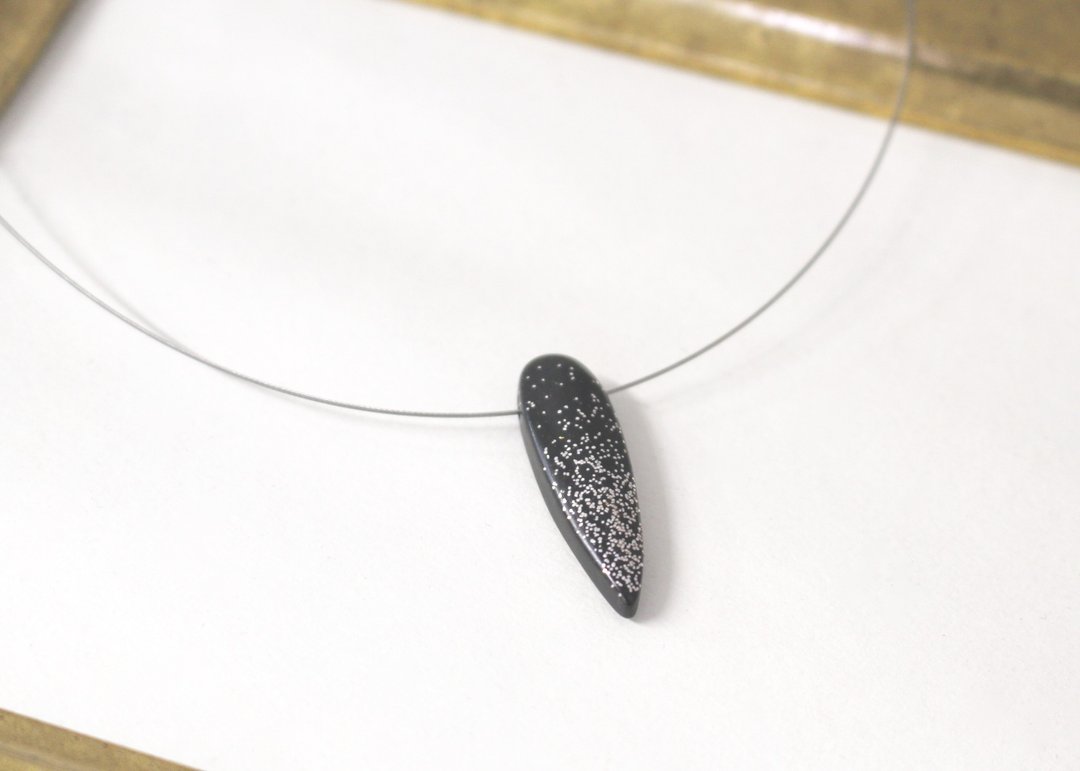 Lacquer sora necklace Silver color - 项链 - 宝石 黑色