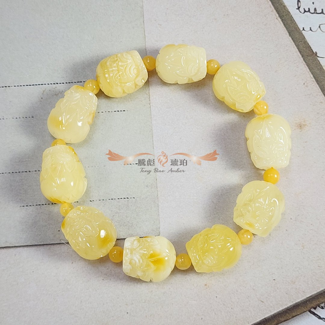 腾彪琥珀 天然琥珀蜜蜡 牛奶焦皮料 飘花蜜蜡 招财貔貅 精品手链 - 手链/手环 - 半宝石 白色