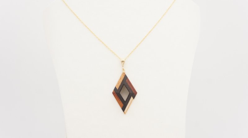 [新品] FOSSIL系列钻石项链 - 项链 - 木头 咖啡色