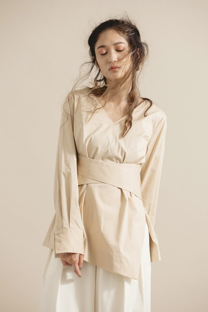 限量出清特惠 / 交叉带饰上衣 - 女装上衣 - 棉．麻 卡其色