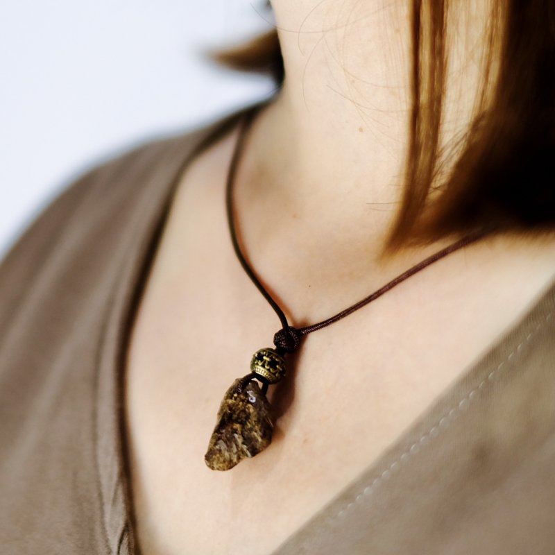 【木中舍利 印尼沉水级沉香】天然原木造型吊饰 - 项链 - 木头 