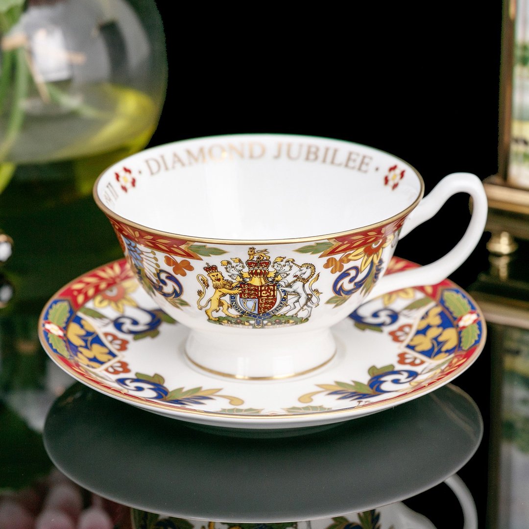 【皇家钻禧】Royal Worceste 2012女王登基纪念骨瓷咖啡杯茶杯组 - 咖啡杯/马克杯 - 瓷 