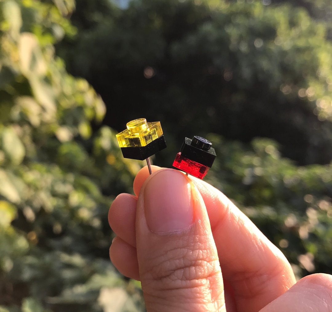 Lego乐高积木耳环●与黑绝对 - 耳环/耳夹 - 塑料 多色