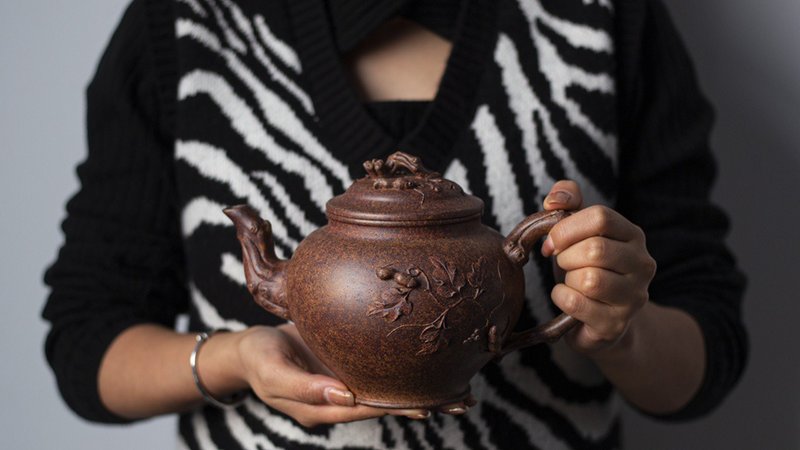 紫砂壶松鼠葡萄 特高温 900cc 型体高雅大气 福寿绵长 寓意佳 原 - 茶具/茶杯 - 陶 灰色