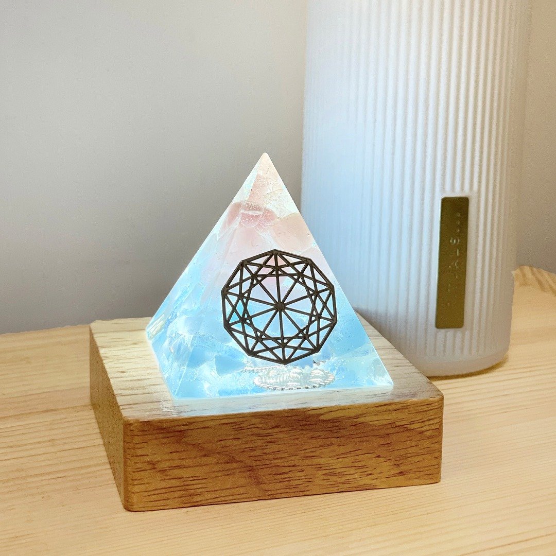 【粉水晶+海蓝宝】奥根能量塔Orgonite (6cm/5cm/4cm) - 摆饰 - 水晶 