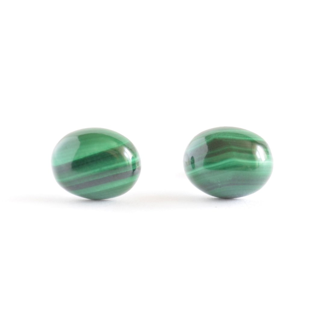 Malachite Stud Earrings 925 Solid Silver, Minimalist Jewelry - 耳环/耳夹 - 宝石 绿色