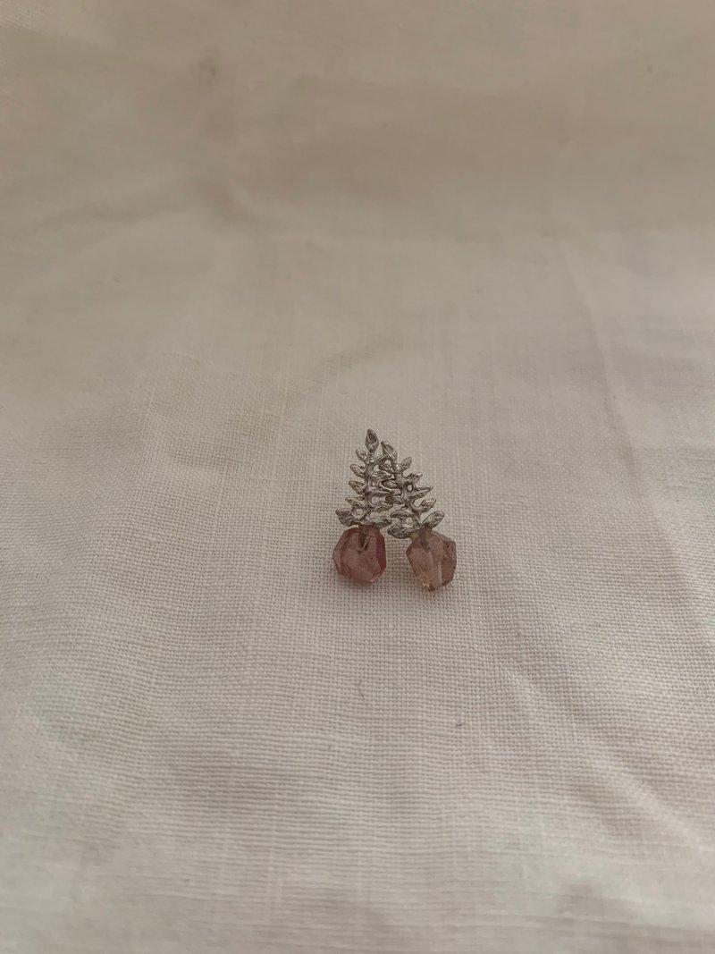 plant and tourmaline Pierce - 耳环/耳夹 - 银 粉红色