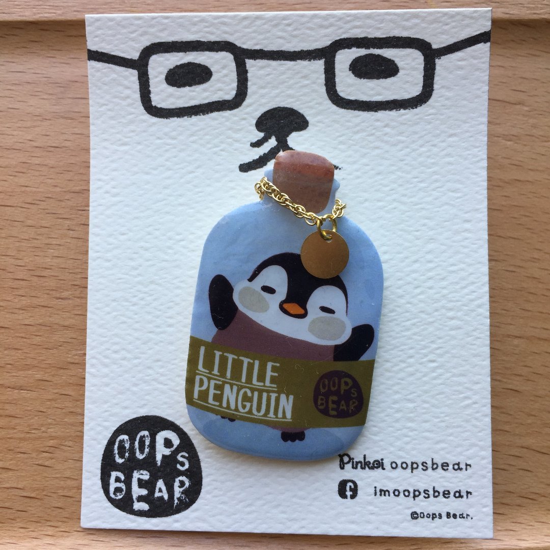 Oops bear - 困在瓶中的小企鹅胸针 - 胸针 - 塑料 蓝色