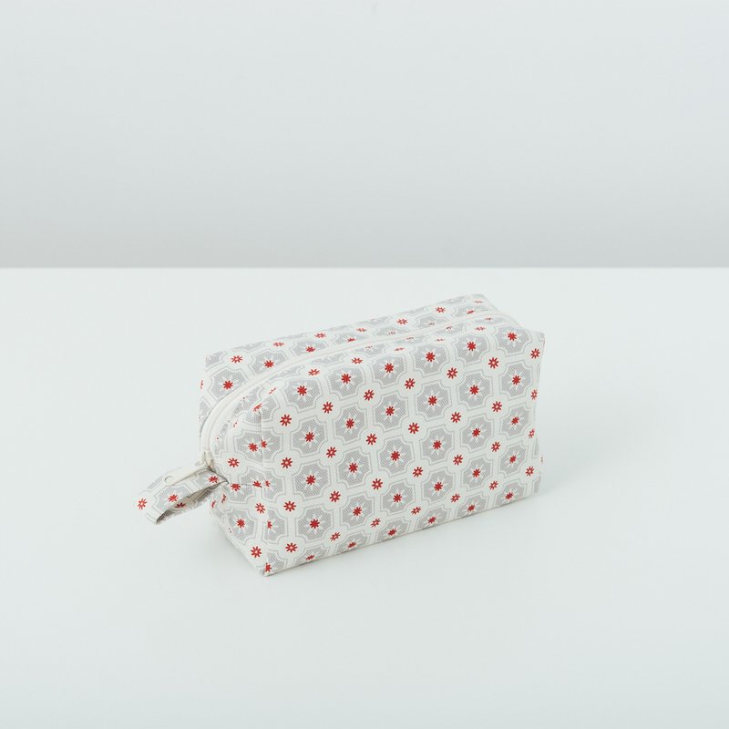 拉链长方收纳包/老磁砖2号/云尘灰色 - 化妆包/杂物包 - 棉．麻 多色