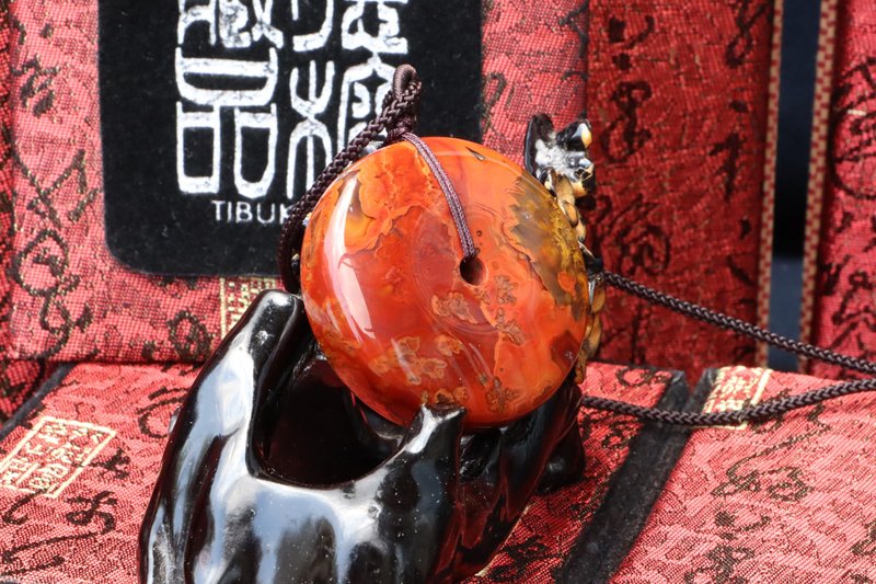 原矿天然战国红玛瑙平安扣 战国红平安扣吊坠 43mmx17mm 稀有厚度 - 项链 - 玉石 