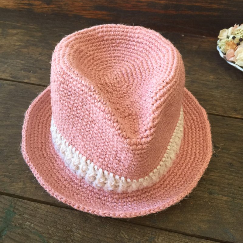 十六岁的粉红绅士帽/编织帽/棉麻帽/麻线编织〖跳房子疯手作〗 - 帽子 - 棉．麻 粉红色