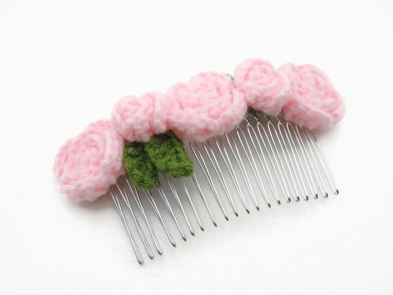 Crochet Roses Hair Comb Slides - Light Pink - 发饰 - 纸 粉红色