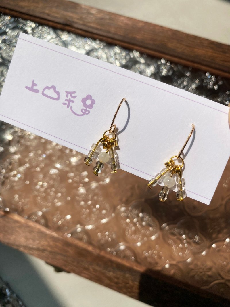 雪之恋 白水晶 白月光 天然石 耳环 14K 耳针 改夹 礼物 定制 - 耳环/耳夹 - 宝石 金色