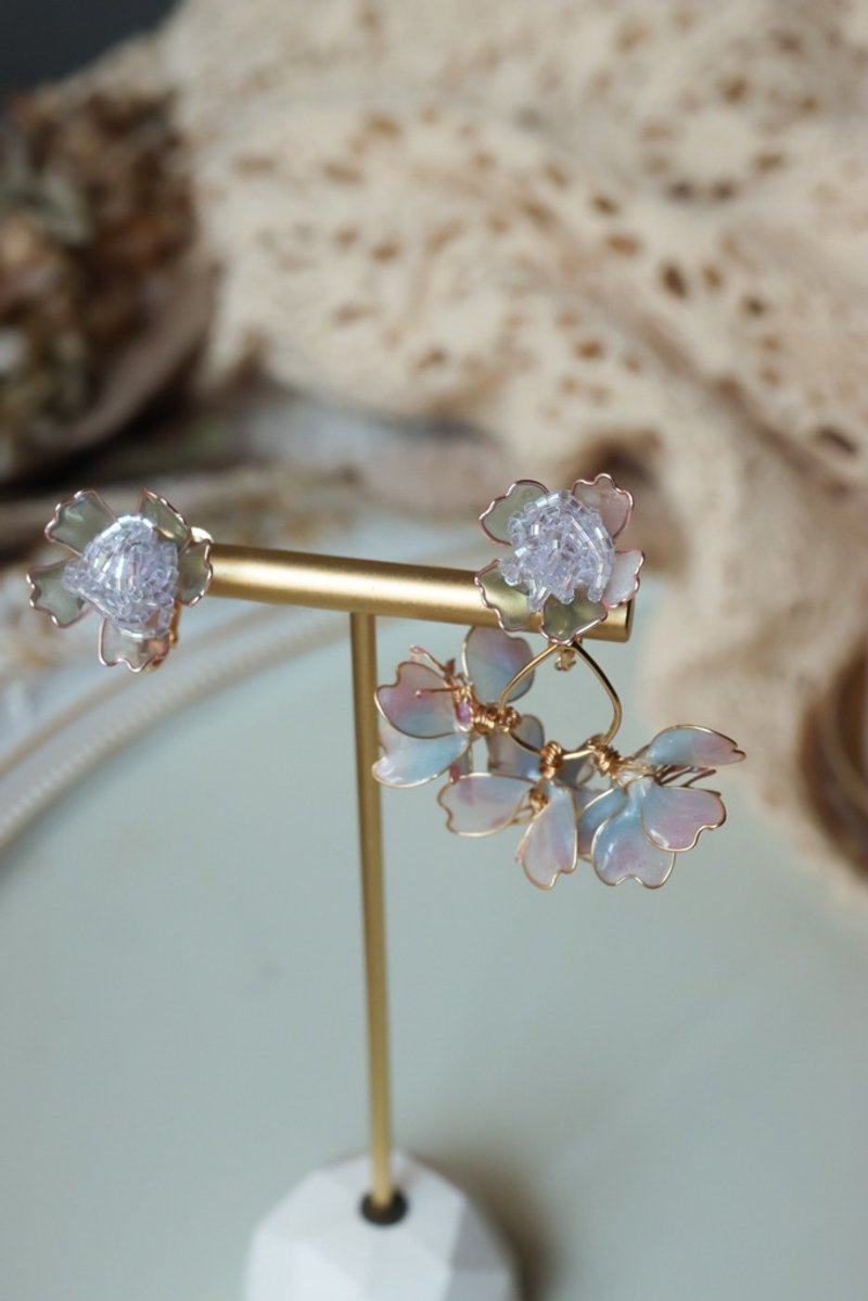 樱幻流光 不对称樱花树脂耳环 耳夹 - 耳环/耳夹 - 树脂 透明