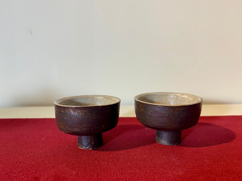 手捏高脚小茶杯 - 茶具/茶杯 - 陶 