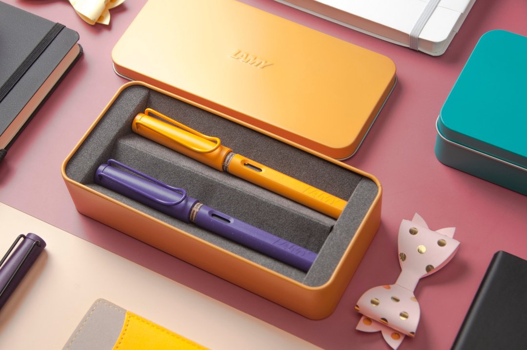 LAMY 皮套二入钢笔铁盒 / SAFARI 狩猎者系列 - 多彩选　限量 - 钢笔 - 塑料 多色