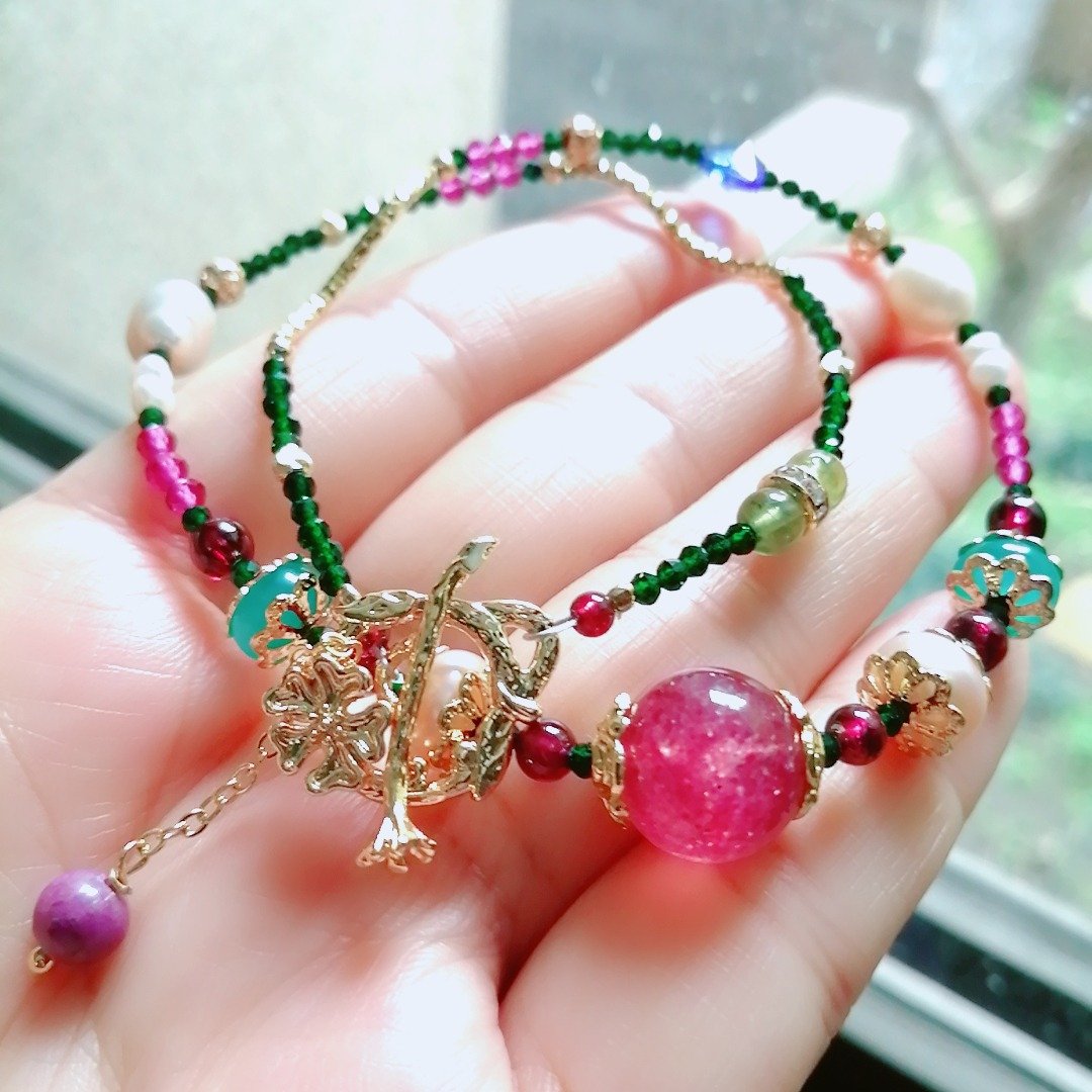 金银财宝 14k包金鸽血红草莓晶天河石石榴石二圈式手链 - 手链/手环 - 宝石 