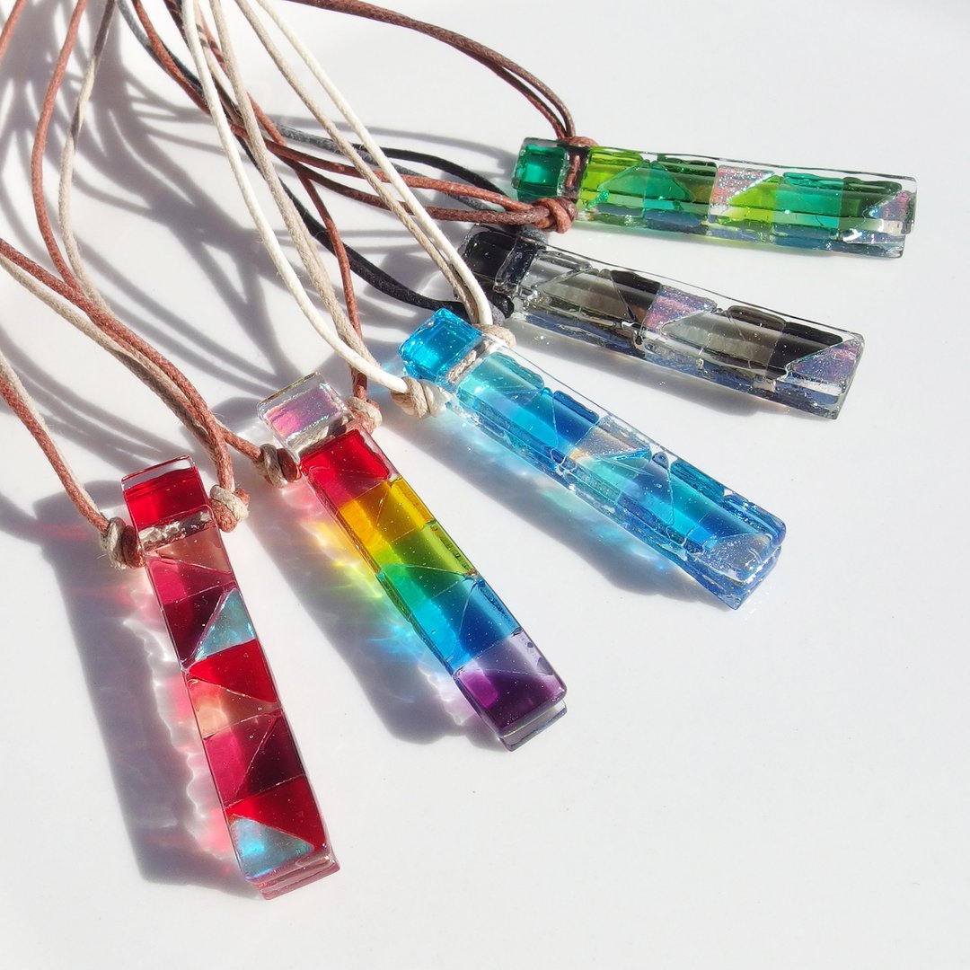 [You can choose the type] Cocktail glass necklace [Made-to-order] - 项链 - 玻璃 多色