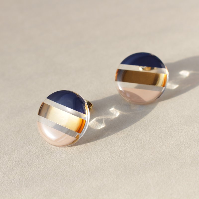 Striped (navy x beige) earrings / Clip-On - 耳环/耳夹 - 树脂 蓝色