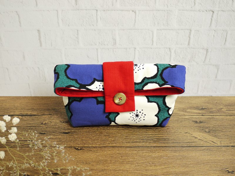 变身女孩的化妆包:::大花系列。蓝 - 化妆包/杂物包 - 棉．麻 蓝色