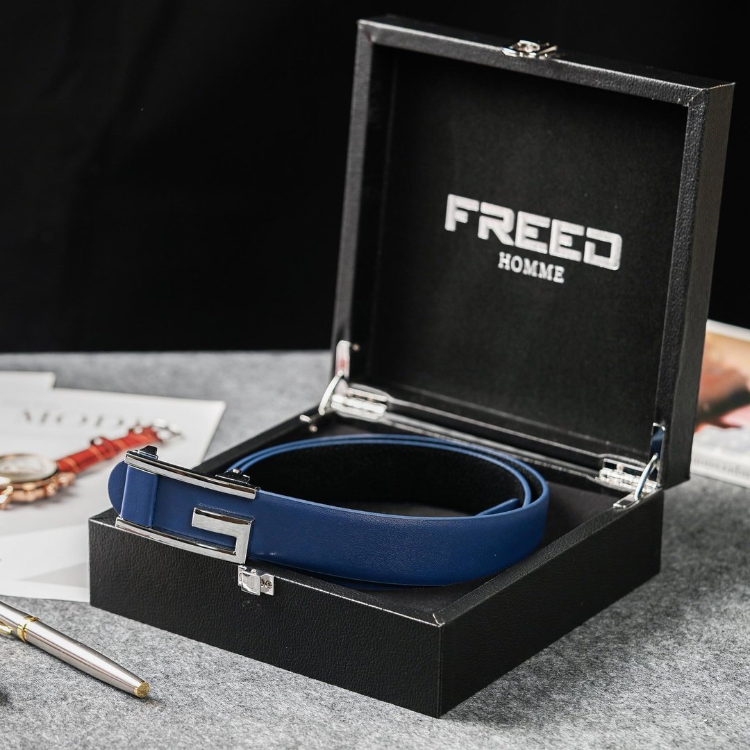 【FREED】时尚 G 字扣蓝色真皮皮带 送礼推荐 - 皮带/腰带 - 真皮 蓝色