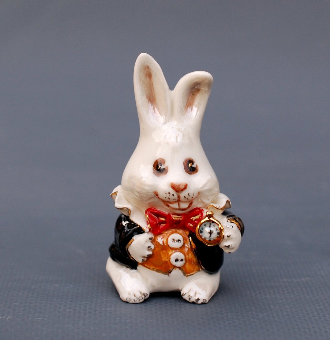 Porcelain rabbit figurine Alice in Wonderland White fairy hare Ceramic figurine - 摆饰 - 瓷 多色
