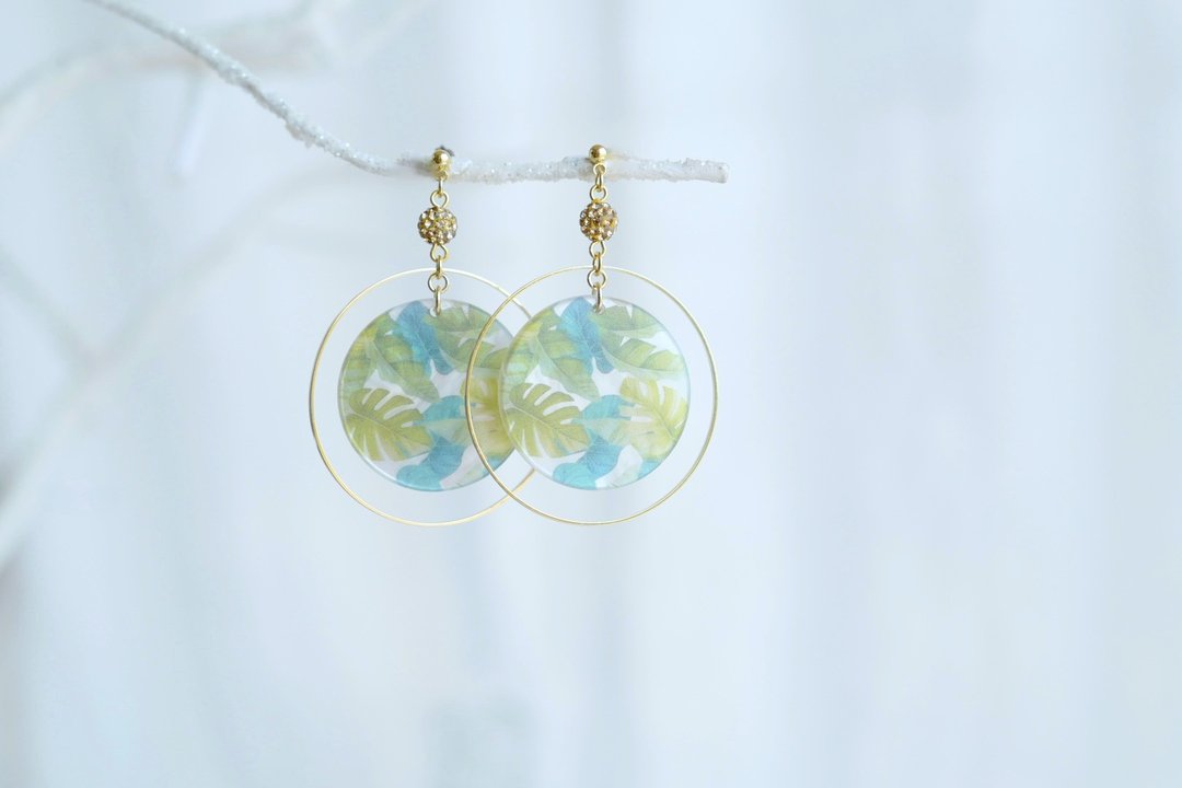 Monstera aloha earrings Clip-On - 耳环/耳夹 - 压克力 绿色