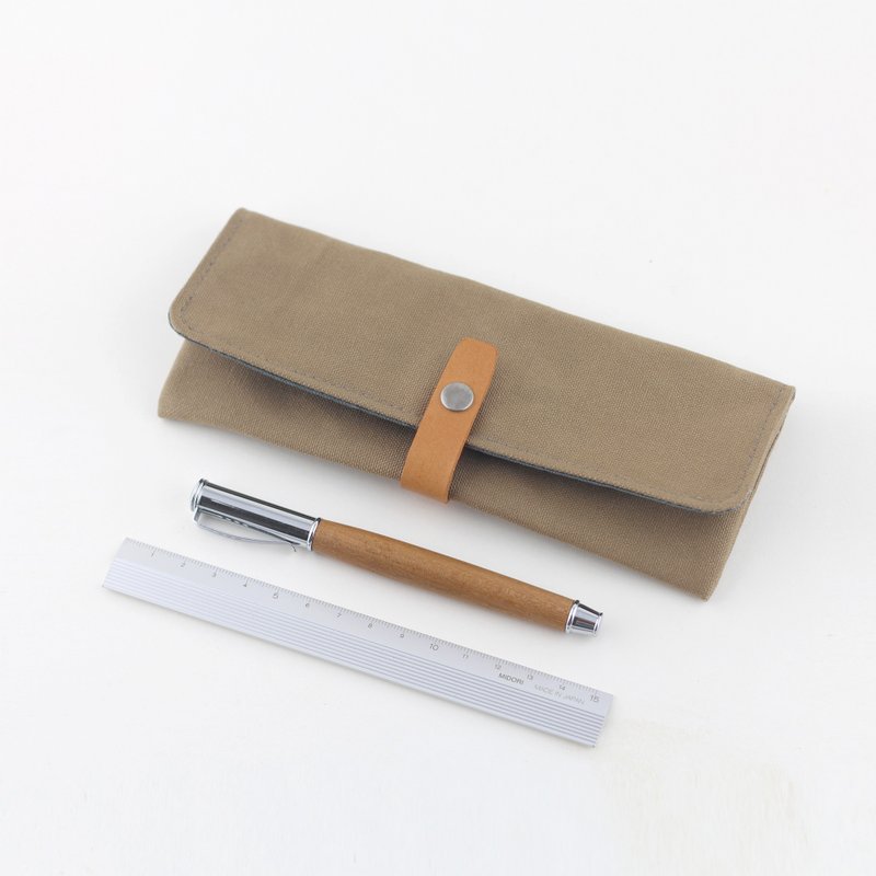 风格笔袋 / 眼镜盒 / 日本制帆布 -- 卡其色 - 铅笔盒/笔袋 - 棉．麻 卡其色