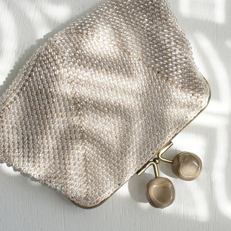 Ba-ba handmade Beads crochet pouch No.1230 - 化妆包/杂物包 - 其他材质 咖啡色