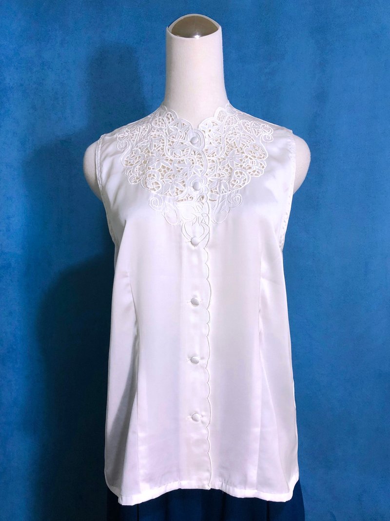前襟刺绣轻古董无袖衬衫/ 国外带回 VINTAGE - 女装衬衫 - 聚酯纤维 白色