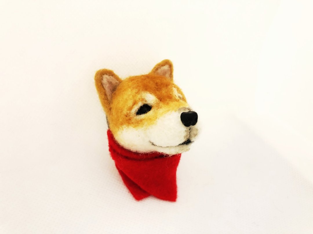 羊毛毡拟真柴犬别针 - 徽章/别针 - 羊毛 多色