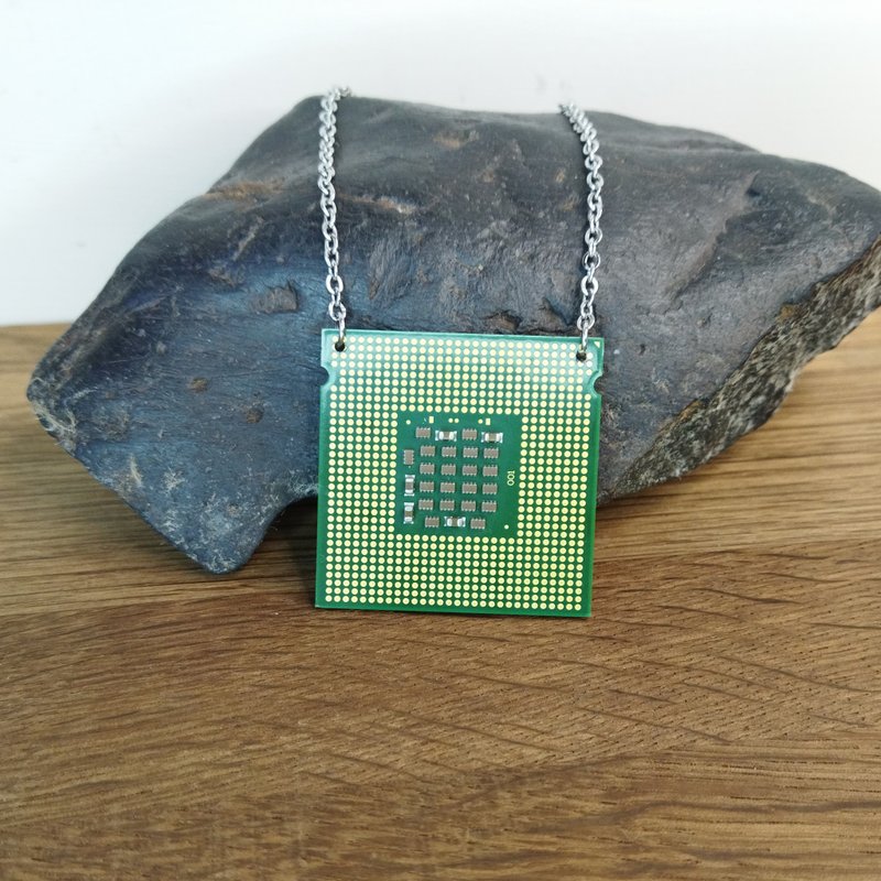 男士 CPU 项链。 镀金赛博朋克项链回收未来派珠宝 - 项链 - 其他金属 绿色