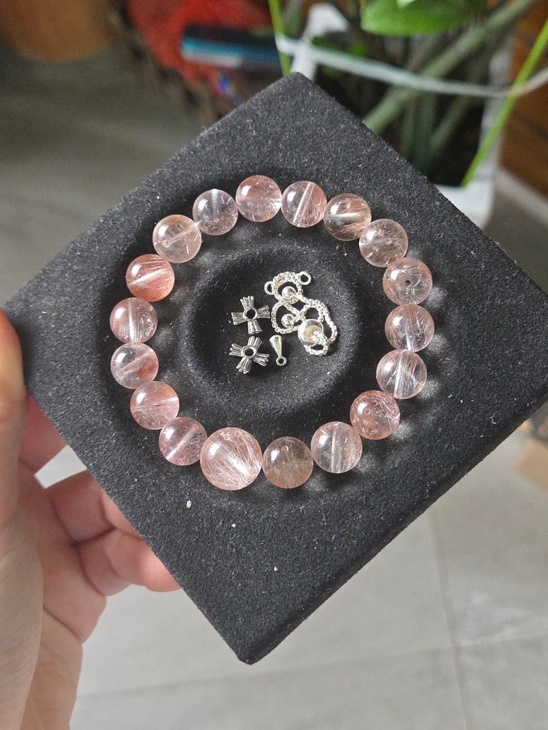 精品 淡粉拉丝钢丝兔毛 10.5mm手串 桃花爱情人缘 - 手链/手环 - 水晶 粉红色