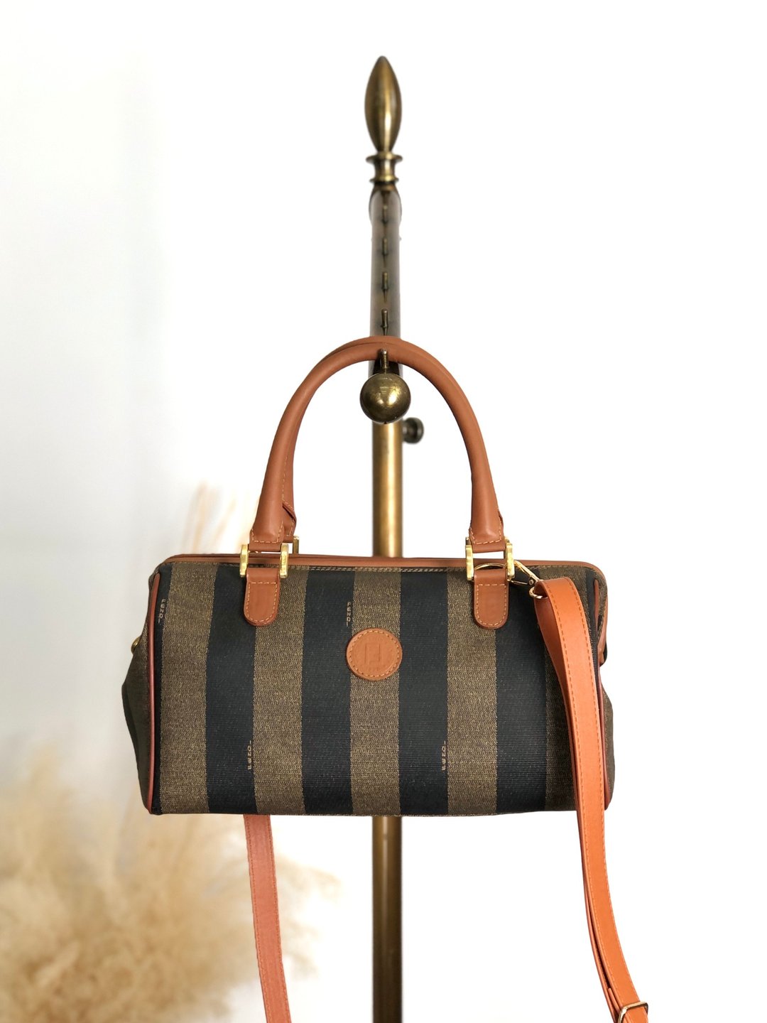 【日本直送 名牌中古包】FENDI 芬迪 经典 Peqiue 披肩包 侧背包 棕色 FF Logo PVC 双用款 vintage 古着 sudkyw - 侧背包/斜挎包 - 防水材质 咖啡色