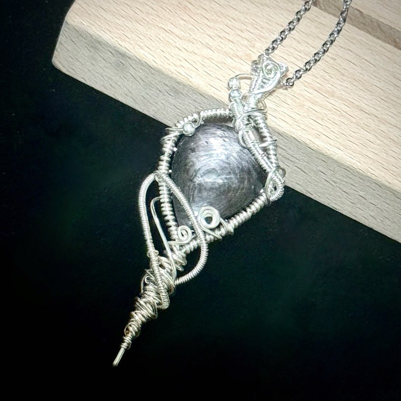 【星云之上】金属编织 金运石项链坠 - 项链 - 水晶 