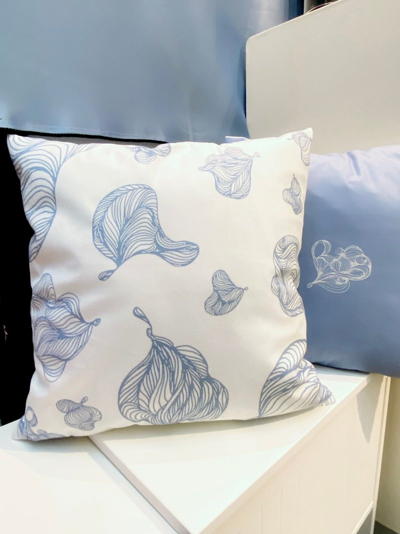 Re-Re【心花开】手绘设计系列—抱枕 居家礼物 - 枕头/抱枕 - 其他材质 蓝色