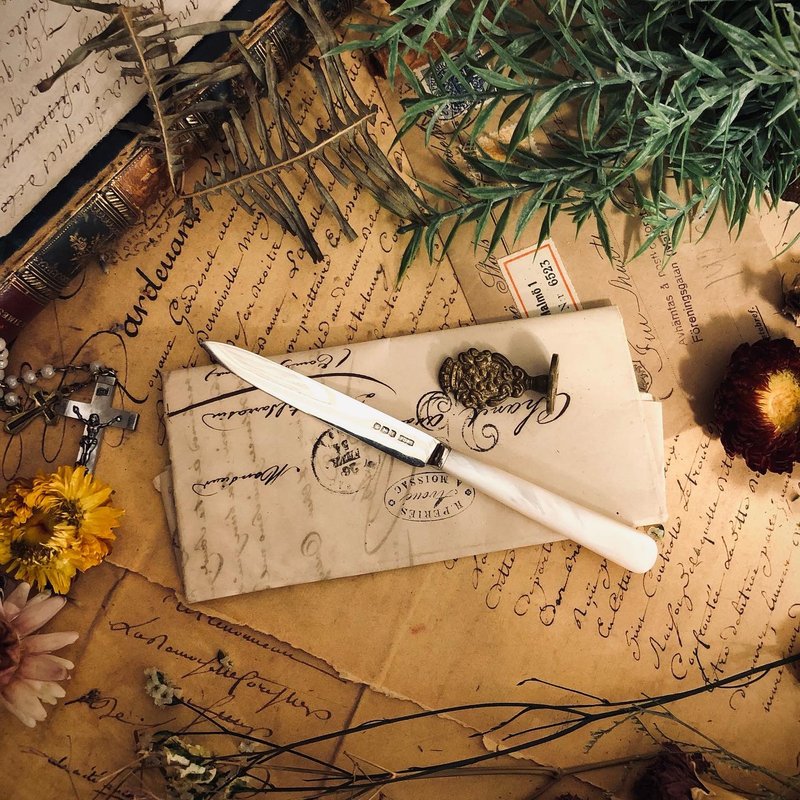 英国乔治五世时期 Sheffield母贝柄纯银刃拆信刀 - 剪刀/拆信刀 - 纯银 银色