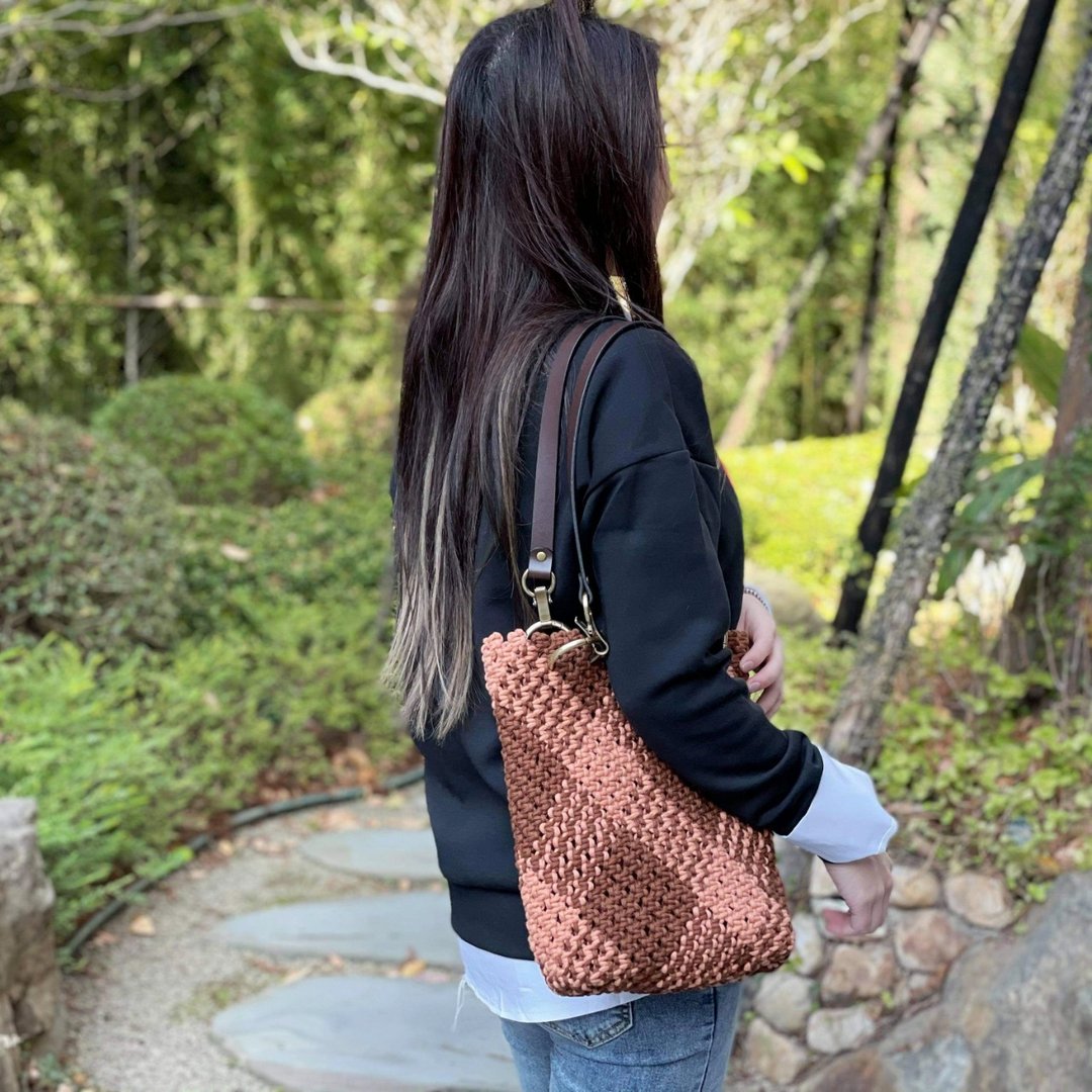 菱格双色侧肩美型包【Macrame Bag】 - 侧背包/斜挎包 - 棉 