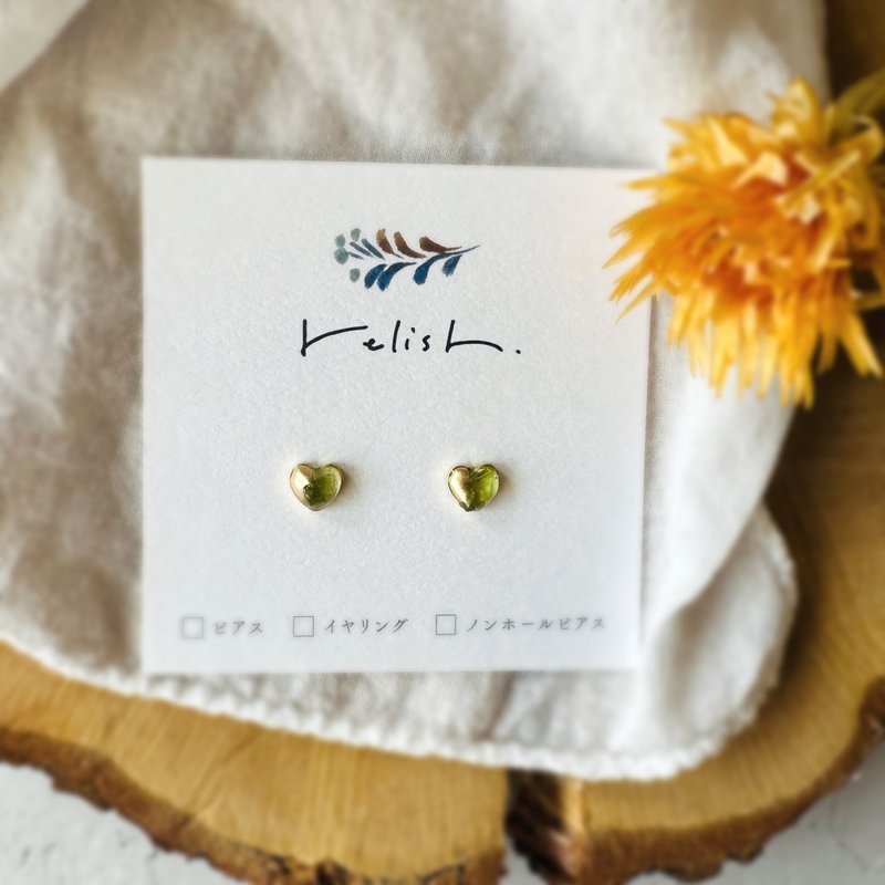 [转售] 心形橄榄石八月诞生石金镶嵌耳针夹式耳夹天然绿黄绿金小号小号超小号简约 - 耳环/耳夹 - 石头 绿色