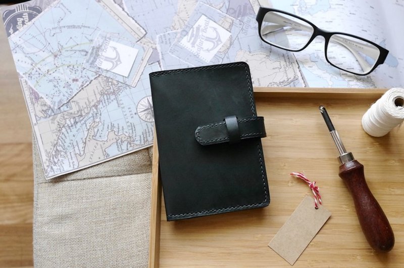 意大利牛皮插扣护照套     尊爵黑     免费定制化刻字 - 护照夹/护照套 - 真皮 黑色