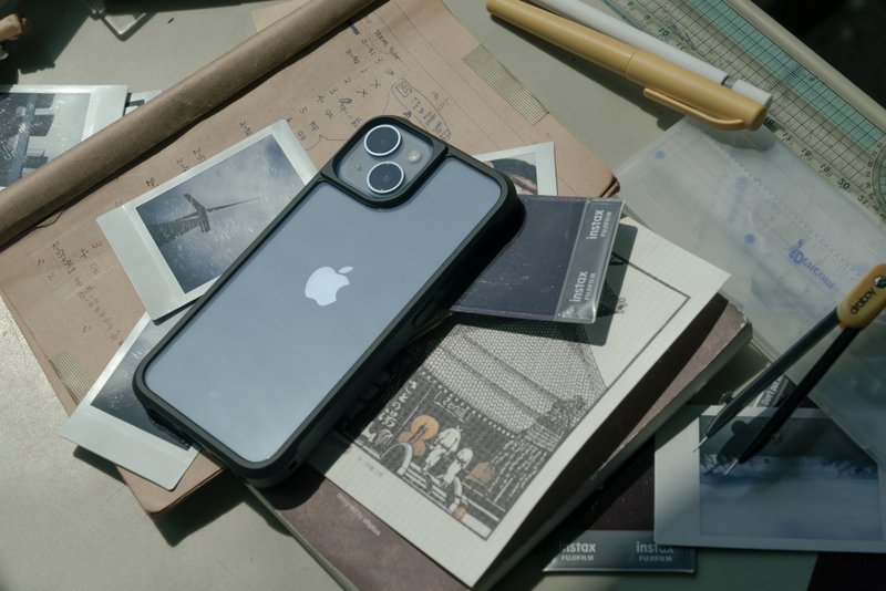 LINKASEAIR iPhone14 Plus 6.7寸 防摔抗菌挂绳玻璃壳 耀岩黑 - 手机壳/手机套 - 玻璃 黑色