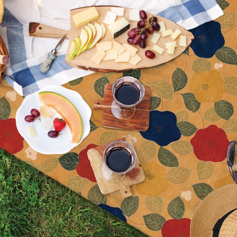 【Made in Japan】 Harokka x irohana | tsubaki komachi Picnic Mat - 野餐垫 - 防水材质 橘色