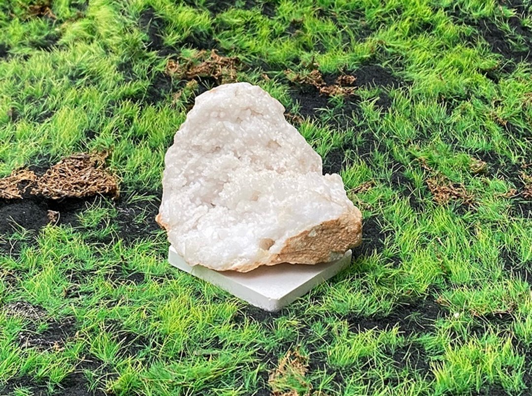 天然原矿晶莹剔透玛瑙白晶簇 消磁净化 疗愈 风水摆件 快速出货 - 摆饰 - 水晶 多色
