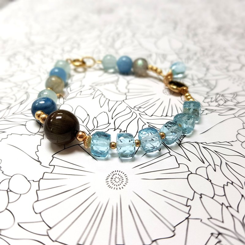 女孩水晶世界【清澈色盘】- 托帕石 手链 手环 天然水晶宝石手作 - 手链/手环 - 宝石 蓝色