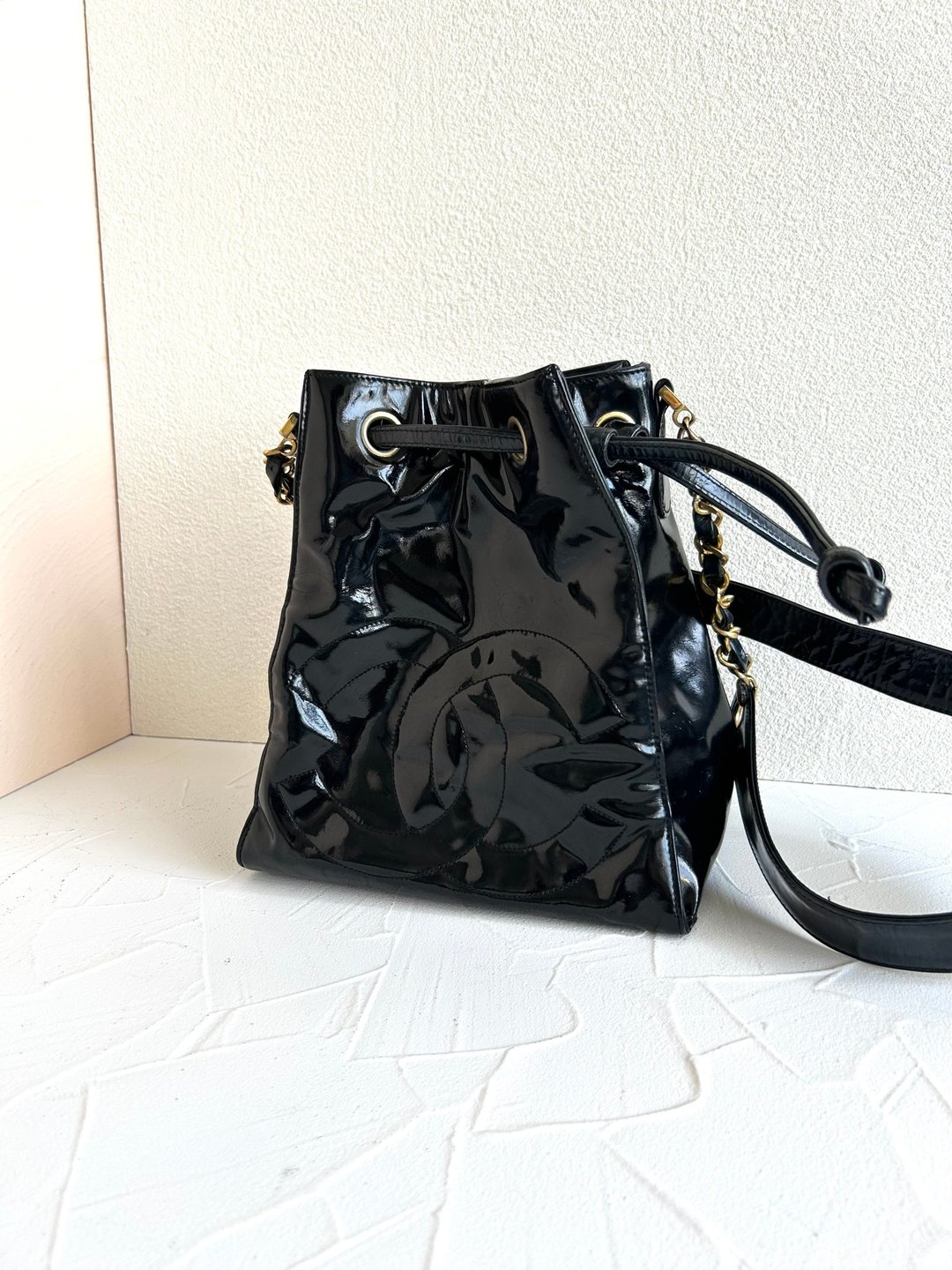 中古二手 Chanel 黑色漆皮皮革水桶亲子小包单肩侧背斜背孭手袋 - 侧背包/斜挎包 - 真皮 黑色