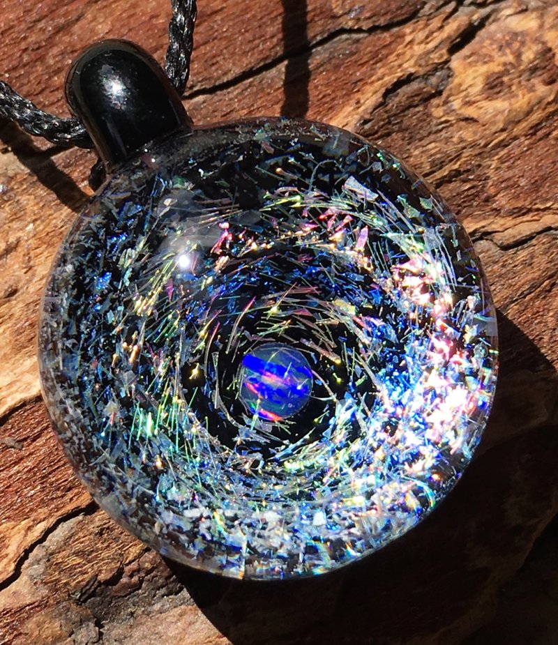 boroccus蛋白石二向色玻璃规格耐热玻璃吊坠 - 项链 - 玻璃 多色