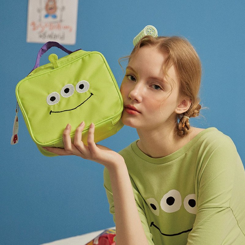 【迪士尼系列】 日系草莓熊、三眼仔超Q手提化妆包 / 外出收纳包 - 化妆包/杂物包 - 尼龙 