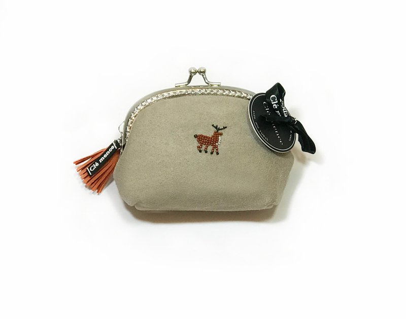 驯鹿缝珠手工限量拱型口金包-奶茶色 - 零钱包 - 聚酯纤维 咖啡色