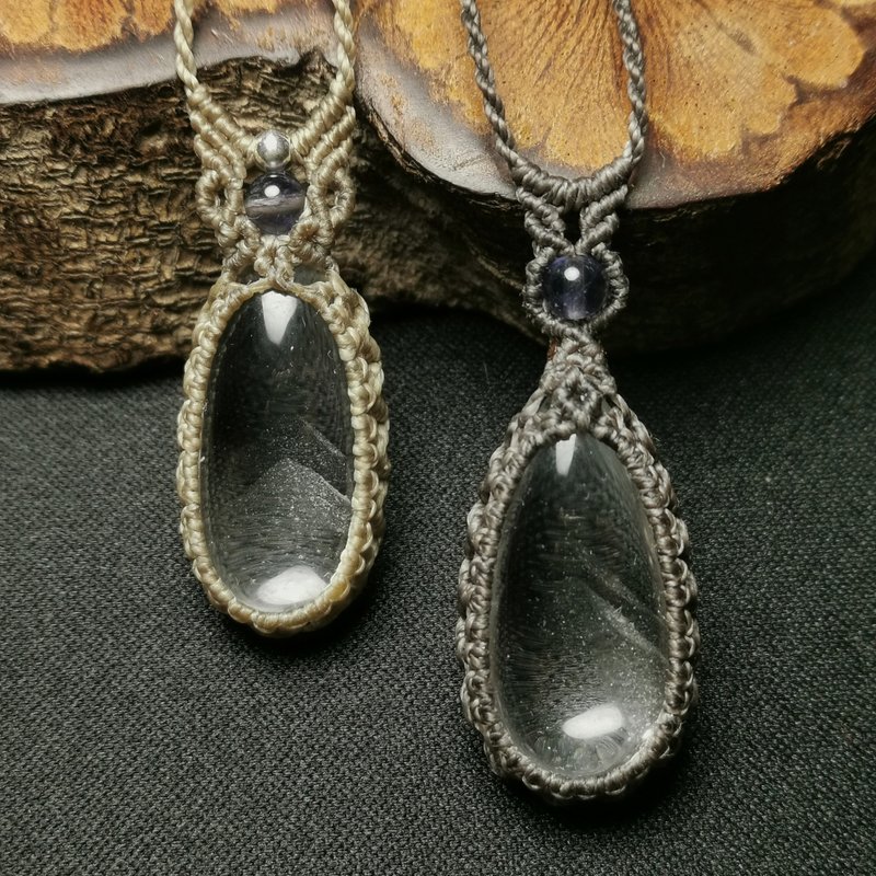 叠山/白幽灵金字塔水晶-蜡线编织设计/项链可调整长度 - 项链 - 半宝石 透明